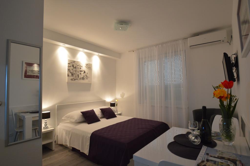 Downtown Main Street Studio Zadar Rum bild